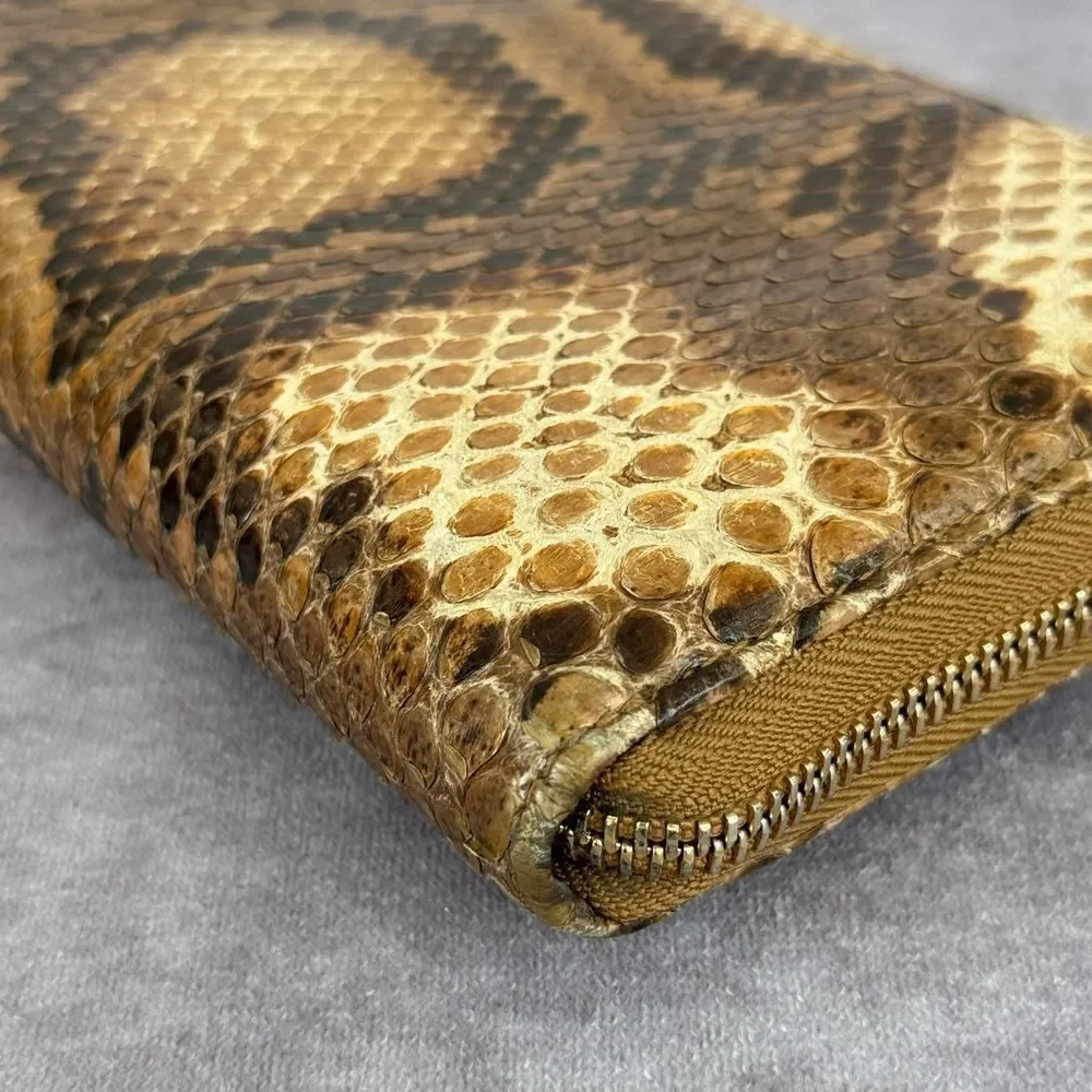 Gucci Python Embossed Tassel Zippy Wallet - Picture 7 of 16